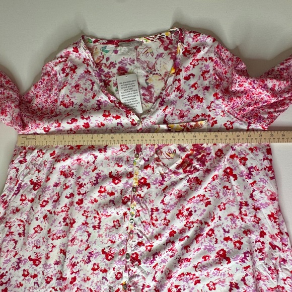 NEW Woman Within Floral Button Down Shirt Size 18/20 Multicolor Hanky Hem Flowy - Picture 9 of 9